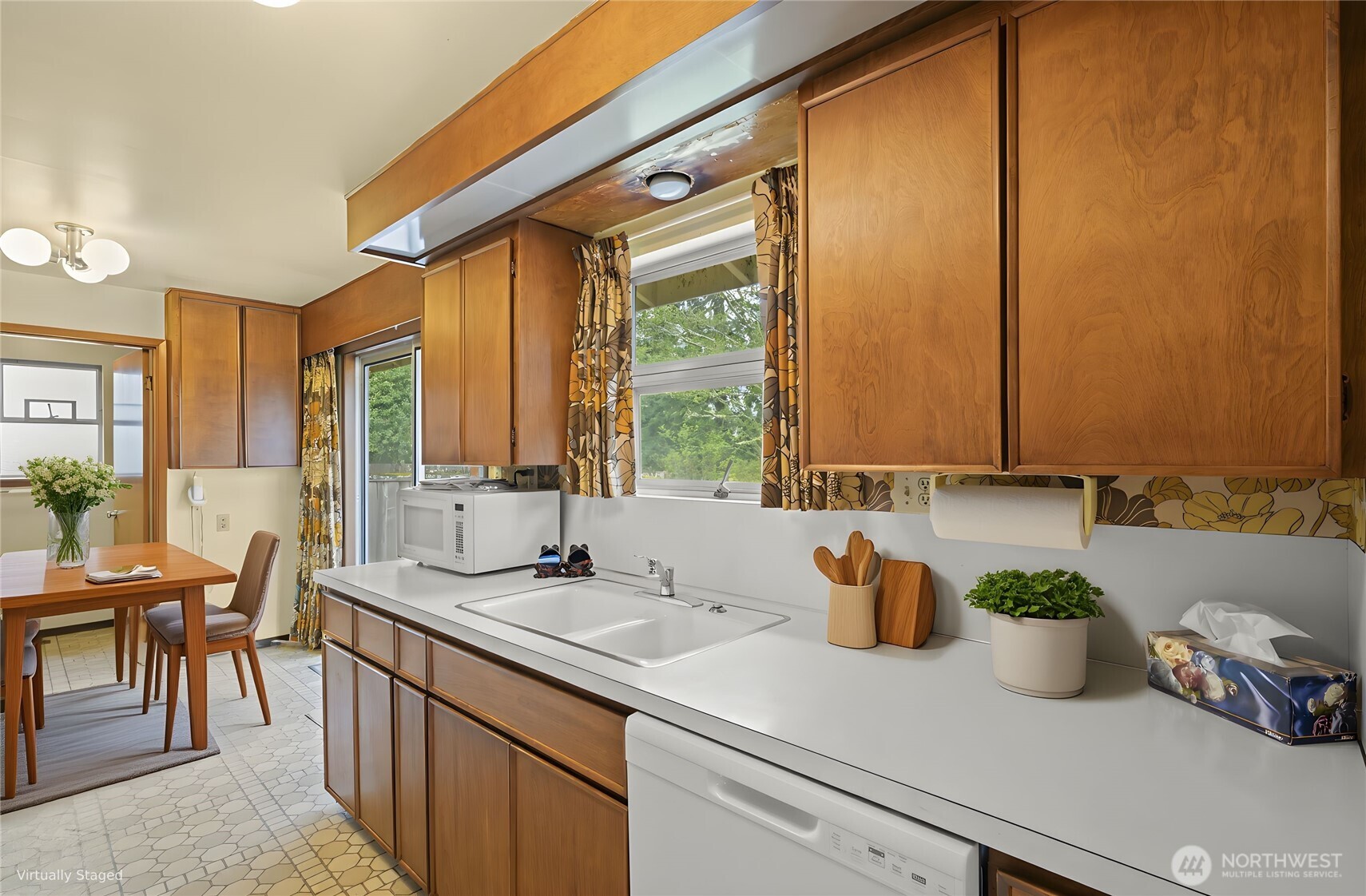 208 N 184th Shoreline WA 98133