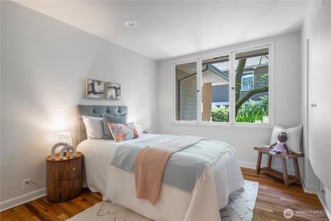 1207 NE 140th Street Seattle WA 98125