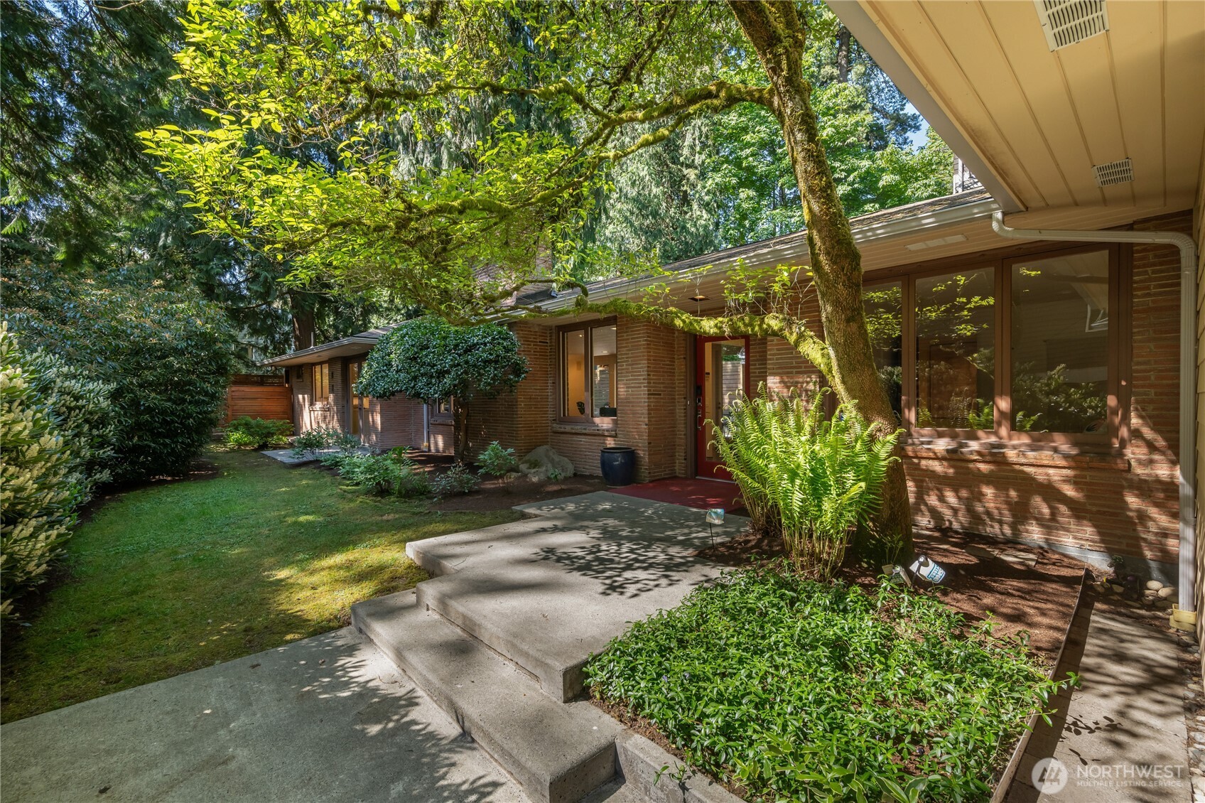1207 NE 140th Street Seattle WA 98125