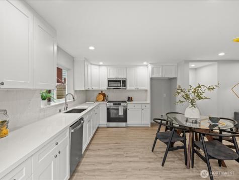 8117 17th Avenue SW Seattle WA 98106