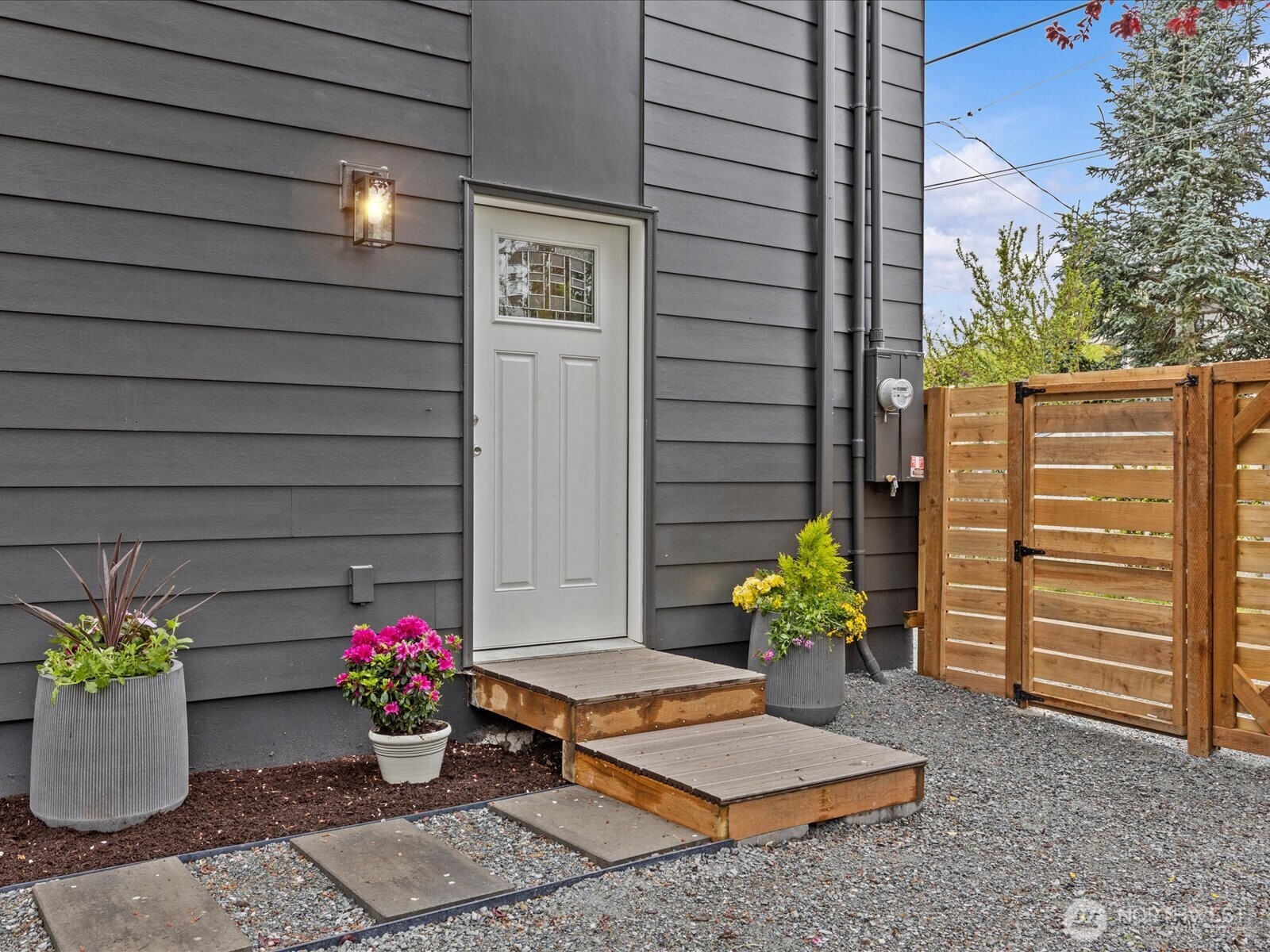 8117 17th Avenue SW Seattle WA 98106