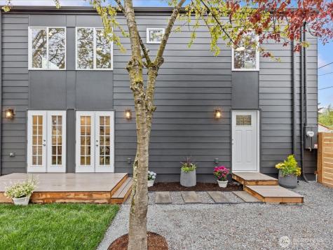8117 17th Avenue SW Seattle WA 98106
