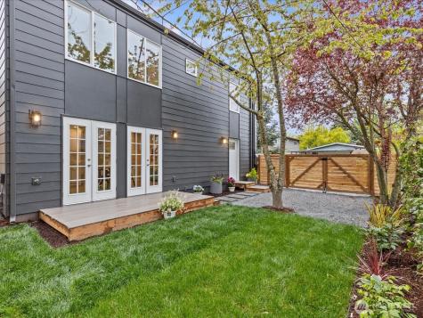8117 17th Avenue SW Seattle WA 98106