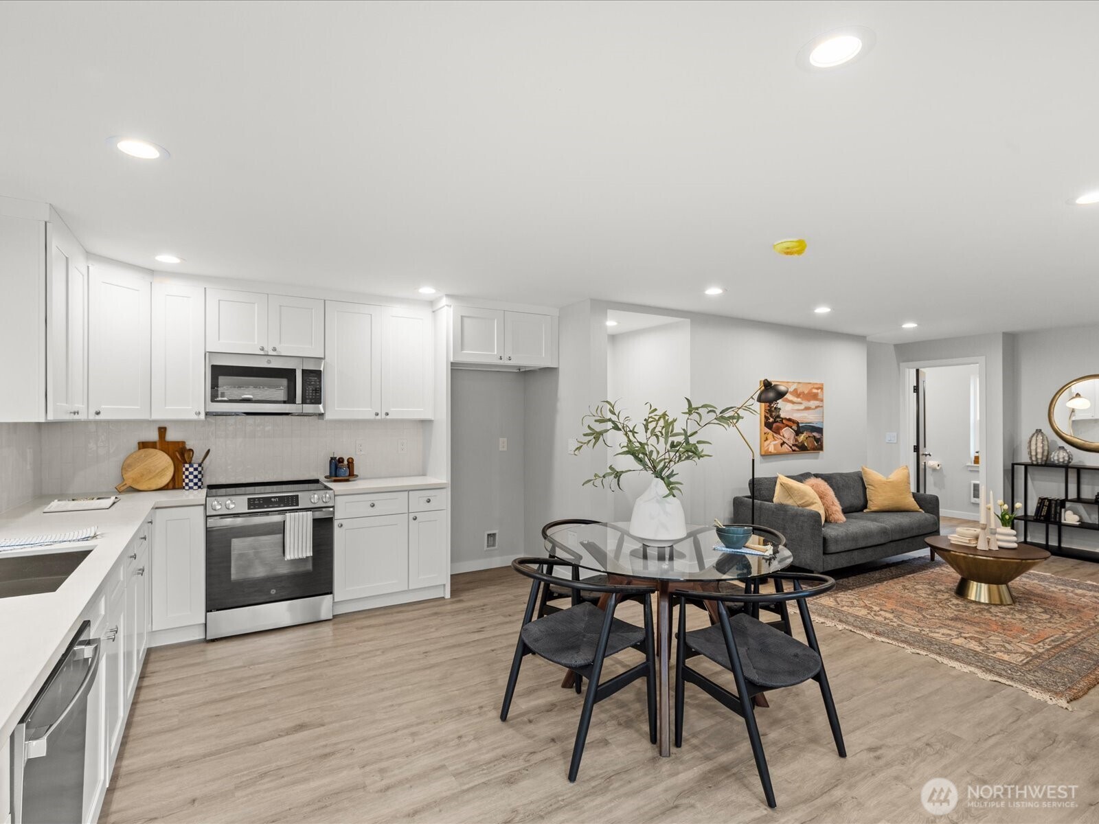 8117 17th Avenue SW Seattle WA 98106
