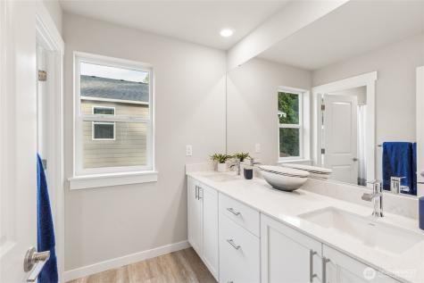 4034 98th Avenue Court E Edgewood WA 98371