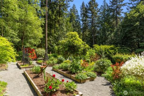 6900 NE Dolphin Drive Bainbridge Island WA 98110