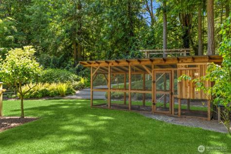 6900 NE Dolphin Drive Bainbridge Island WA 98110