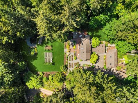 6900 NE Dolphin Drive Bainbridge Island WA 98110