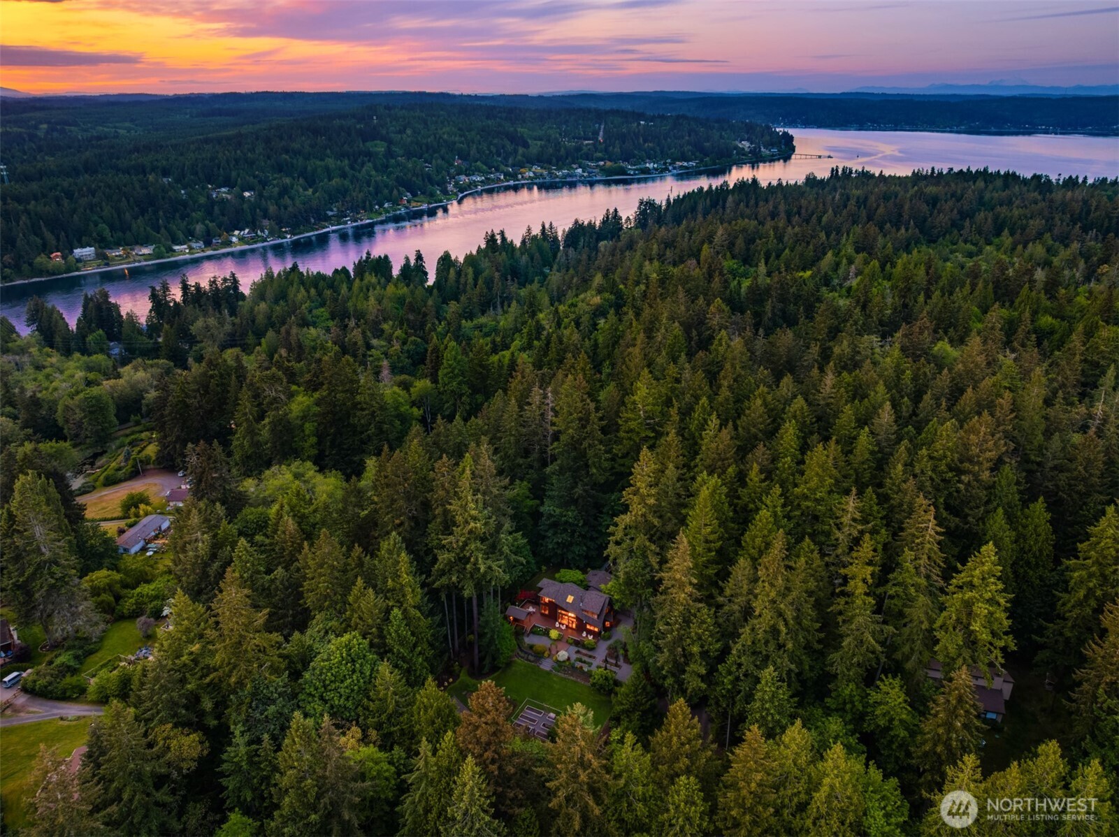6900 NE Dolphin Drive Bainbridge Island WA 98110