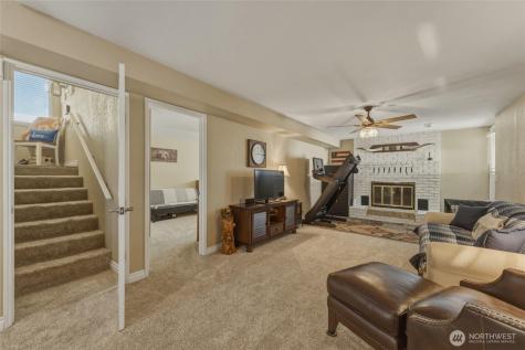 1267 SE Constitution Drive College Place WA 99324