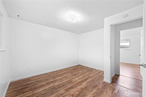 1409 E 54th Street Tacoma WA 98404