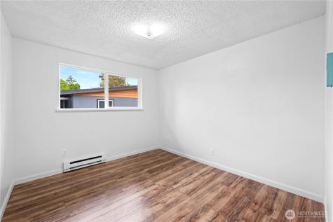 1409 E 54th Street Tacoma WA 98404
