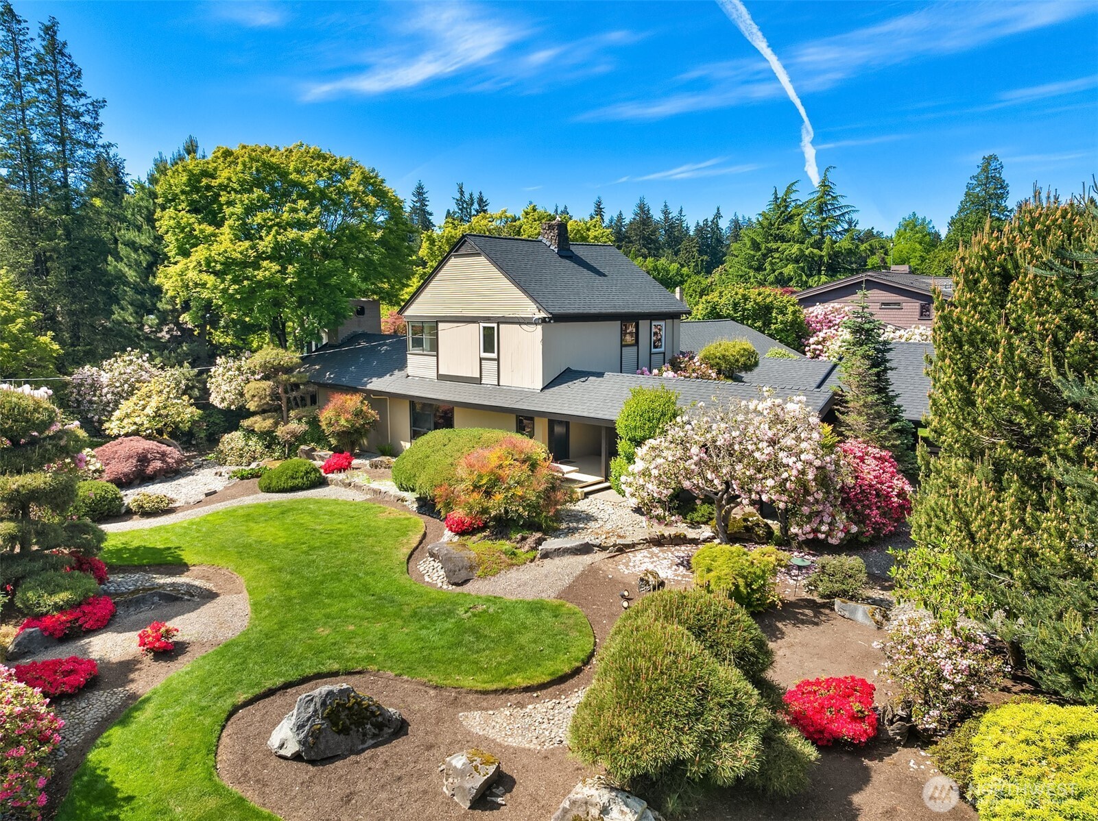 7720 NE 8th Street Medina WA 98039