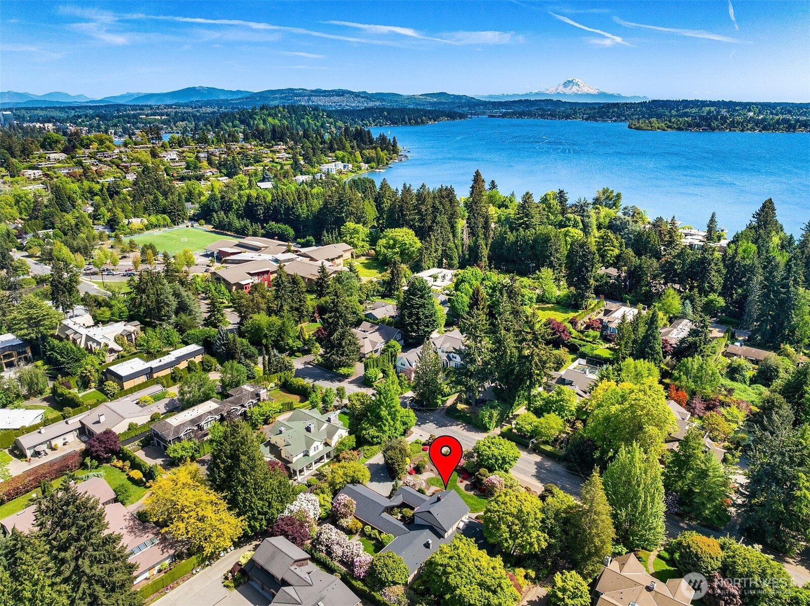 7720 NE 8th Street Medina WA 98039