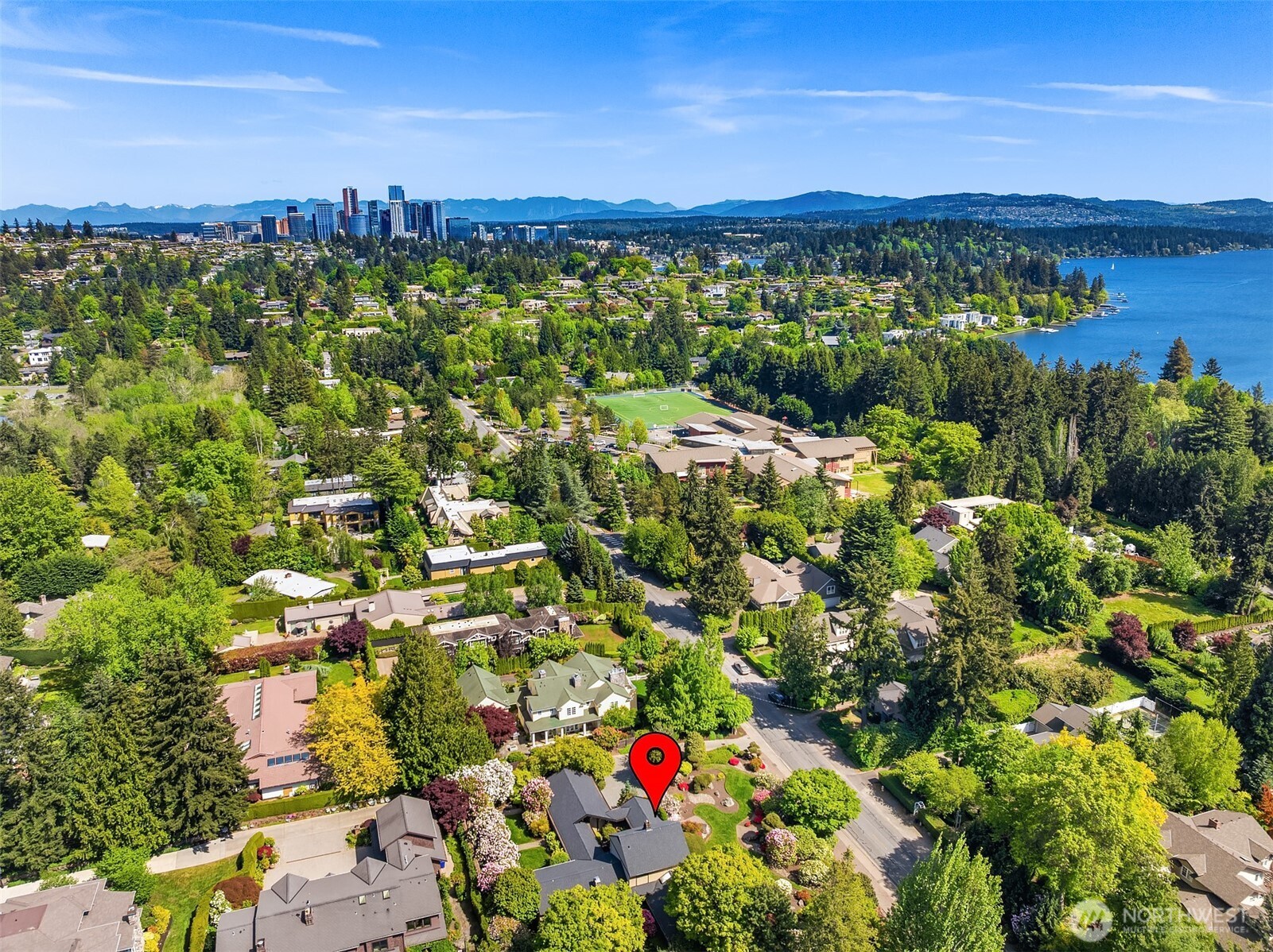 7720 NE 8th Street Medina WA 98039