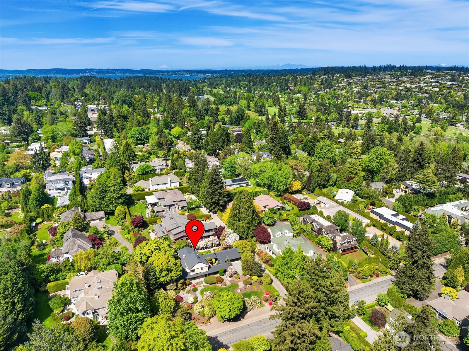 7720 NE 8th Street Medina WA 98039