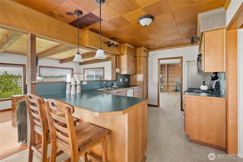 3224 SW Scenic Heights Street Oak Harbor WA 98277