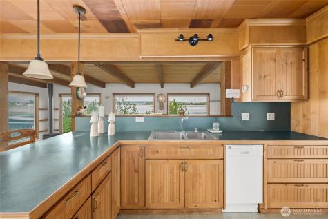 3224 SW Scenic Heights Street Oak Harbor WA 98277
