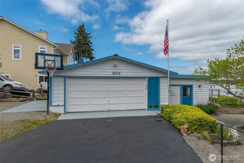 3224 SW Scenic Heights Street Oak Harbor WA 98277