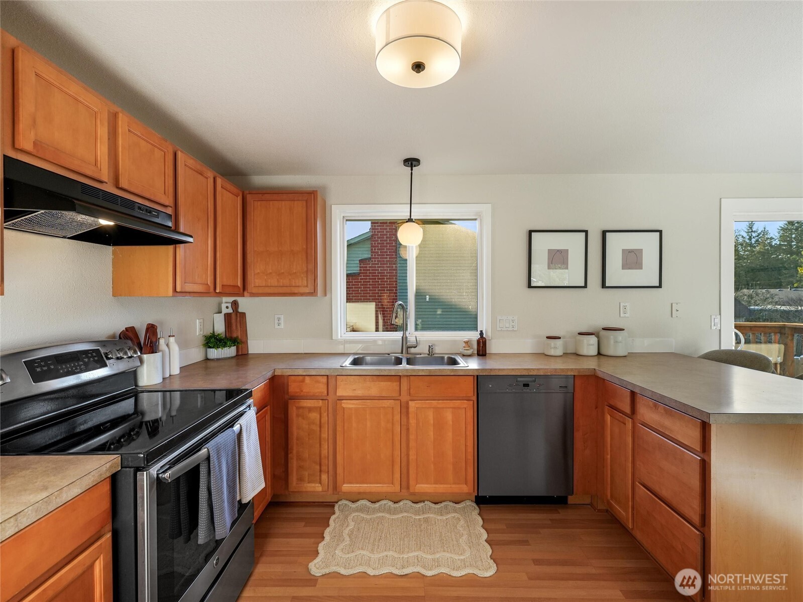 349 Anacortes Avenue SE Renton WA 98059