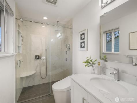 349 Anacortes Avenue SE Renton WA 98059