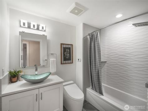 349 Anacortes Avenue SE Renton WA 98059