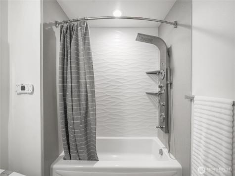 349 Anacortes Avenue SE Renton WA 98059
