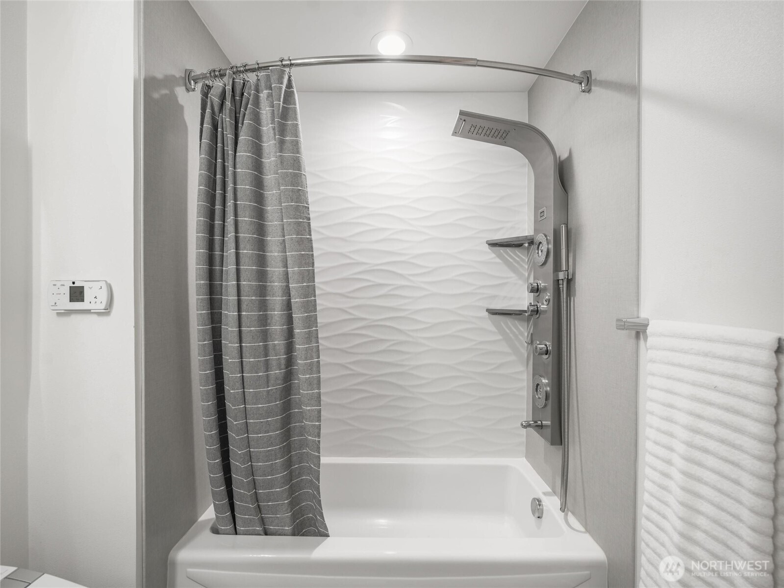 349 Anacortes Avenue SE Renton WA 98059