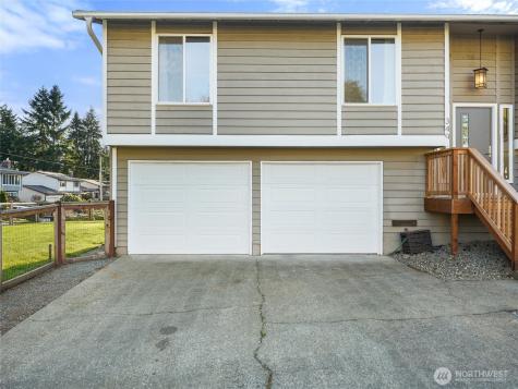 349 Anacortes Avenue SE Renton WA 98059