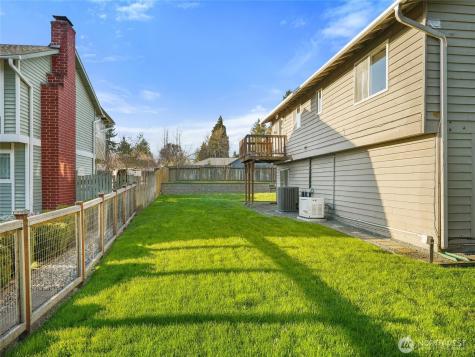 349 Anacortes Avenue SE Renton WA 98059