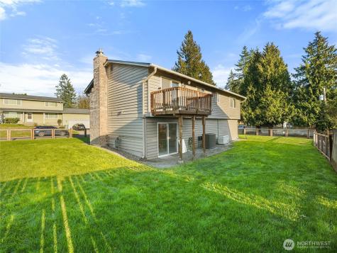 349 Anacortes Avenue SE Renton WA 98059