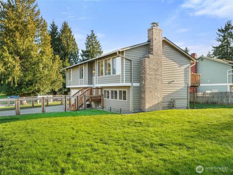 349 Anacortes Avenue SE Renton WA 98059