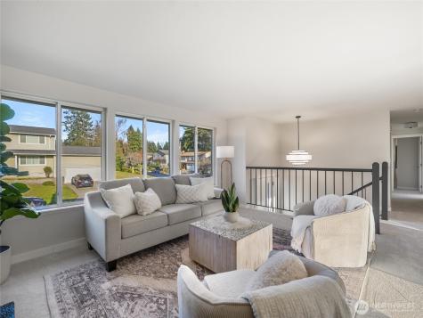 349 Anacortes Avenue SE Renton WA 98059