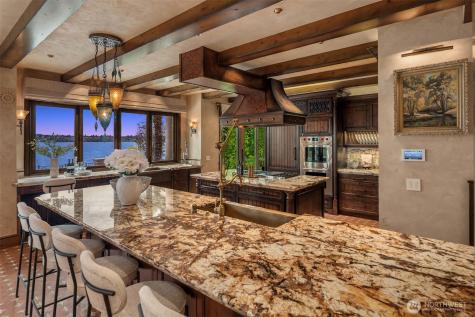 3639 W Mercer Way Mercer Island WA 98040