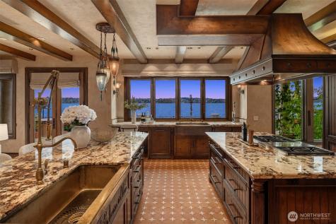 3639 W Mercer Way Mercer Island WA 98040