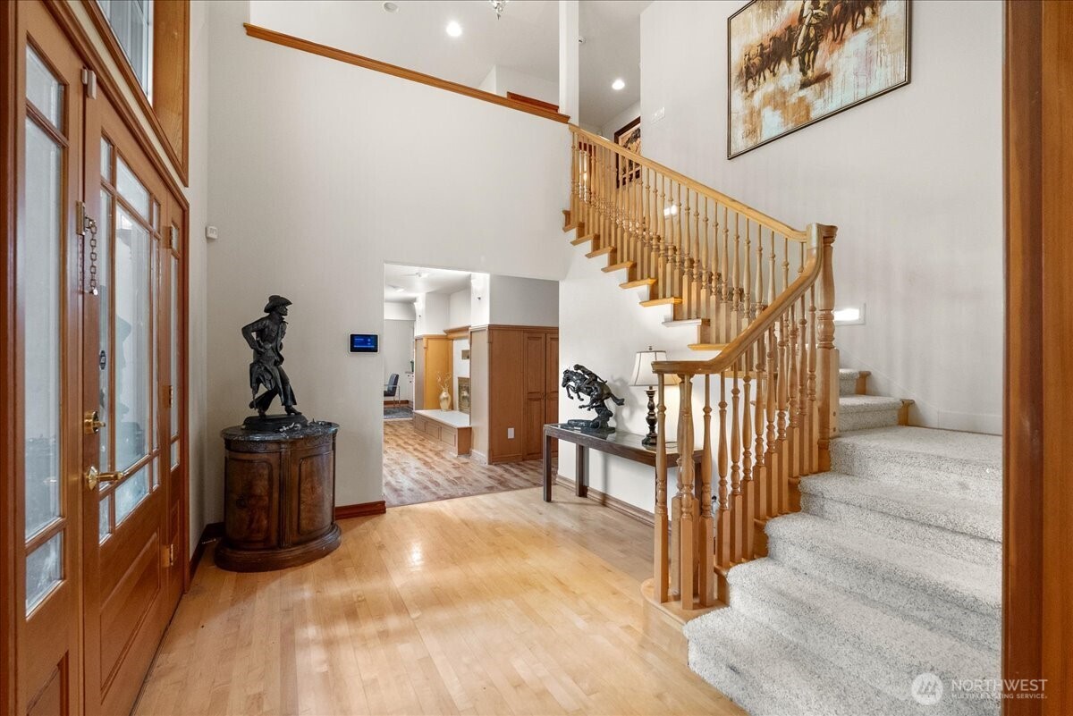 121 E Sterling Drive Allyn WA 98524