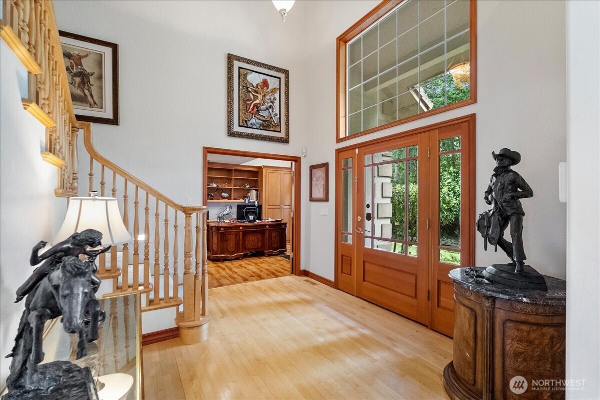 121 E Sterling Drive Allyn WA 98524