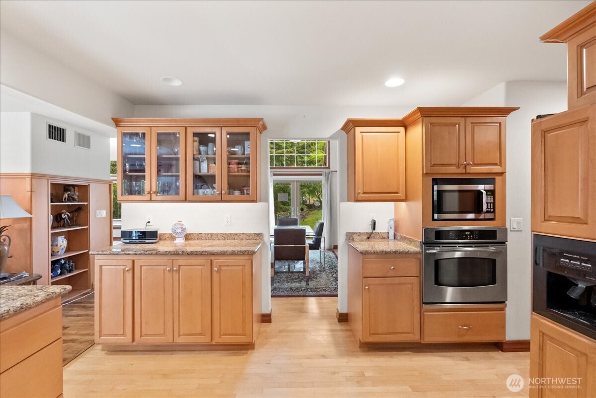 121 E Sterling Drive Allyn WA 98524