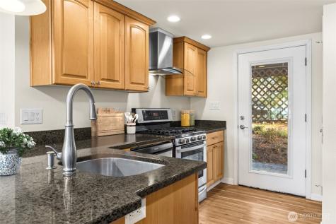 3130 Steamboat Island Road NW Olympia WA 98502