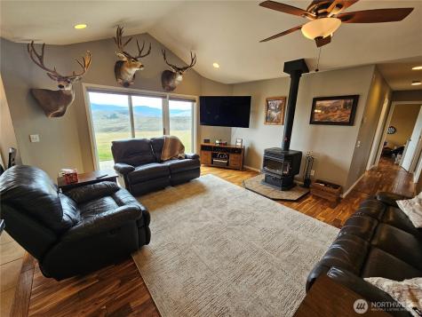 711 Havillah Road Tonasket WA 98855