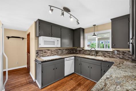 12707 78th Avenue E Puyallup WA 98373