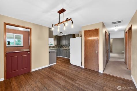 12707 78th Avenue E Puyallup WA 98373