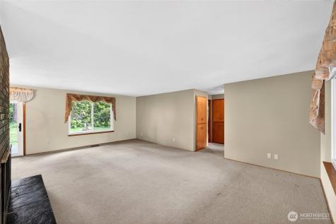 12707 78th Avenue E Puyallup WA 98373