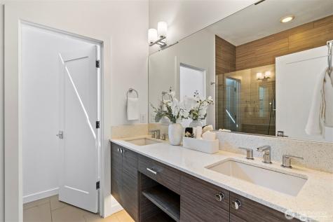 230 26th Avenue E Seattle WA 98112