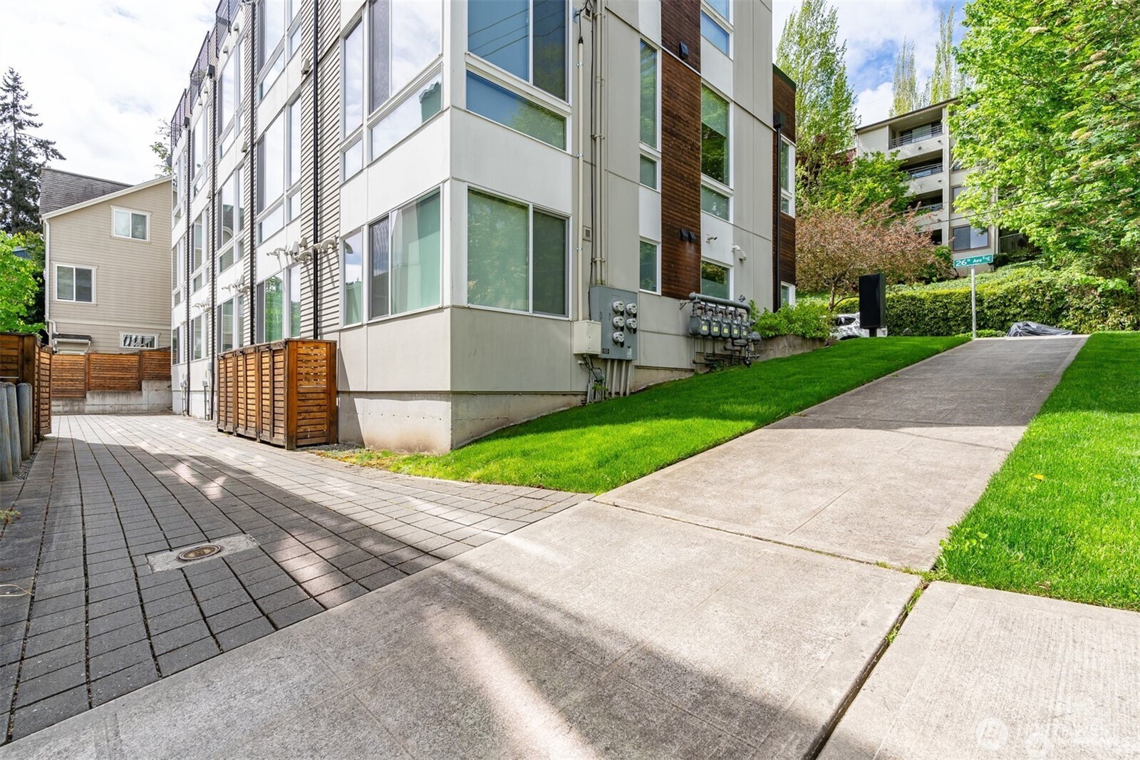 230 26th Avenue E Seattle WA 98112
