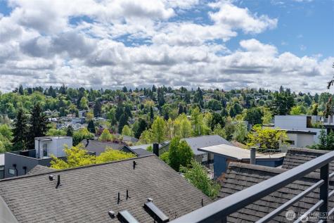 230 26th Avenue E Seattle WA 98112