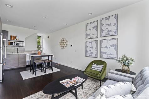 230 26th Avenue E Seattle WA 98112