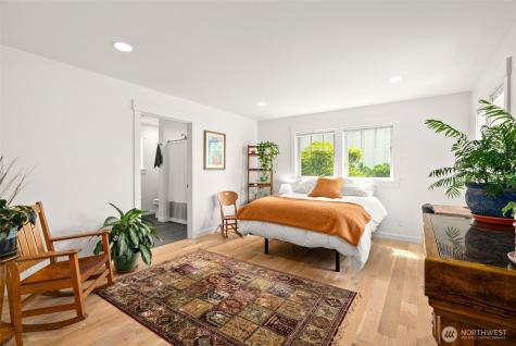 518 Antonson Lane NE Poulsbo WA 98370
