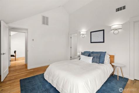 518 Antonson Lane NE Poulsbo WA 98370