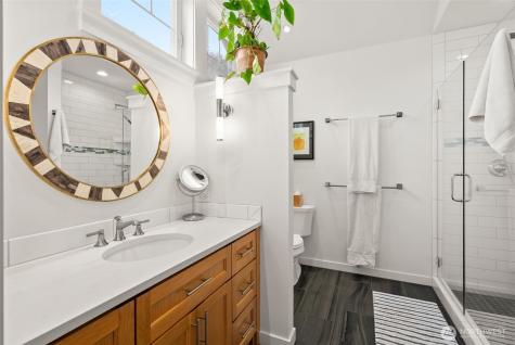 518 Antonson Lane NE Poulsbo WA 98370